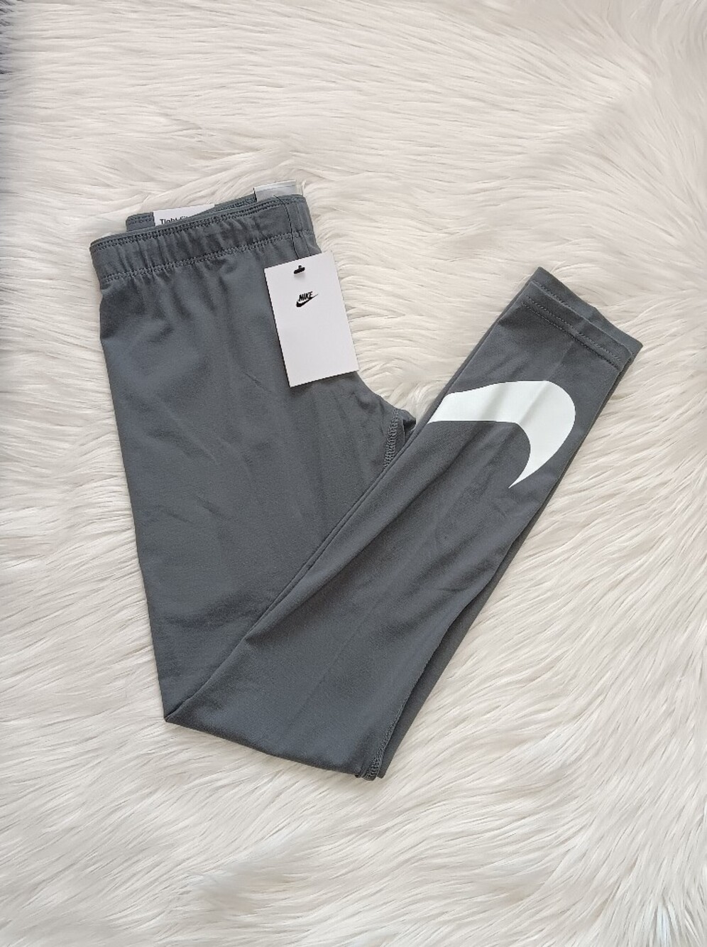 NWT Nike Youth Girl's Legging Gray AR4078-084 Size L